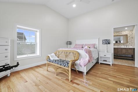 18 Belaire Manor Old Saybrook CT 06475