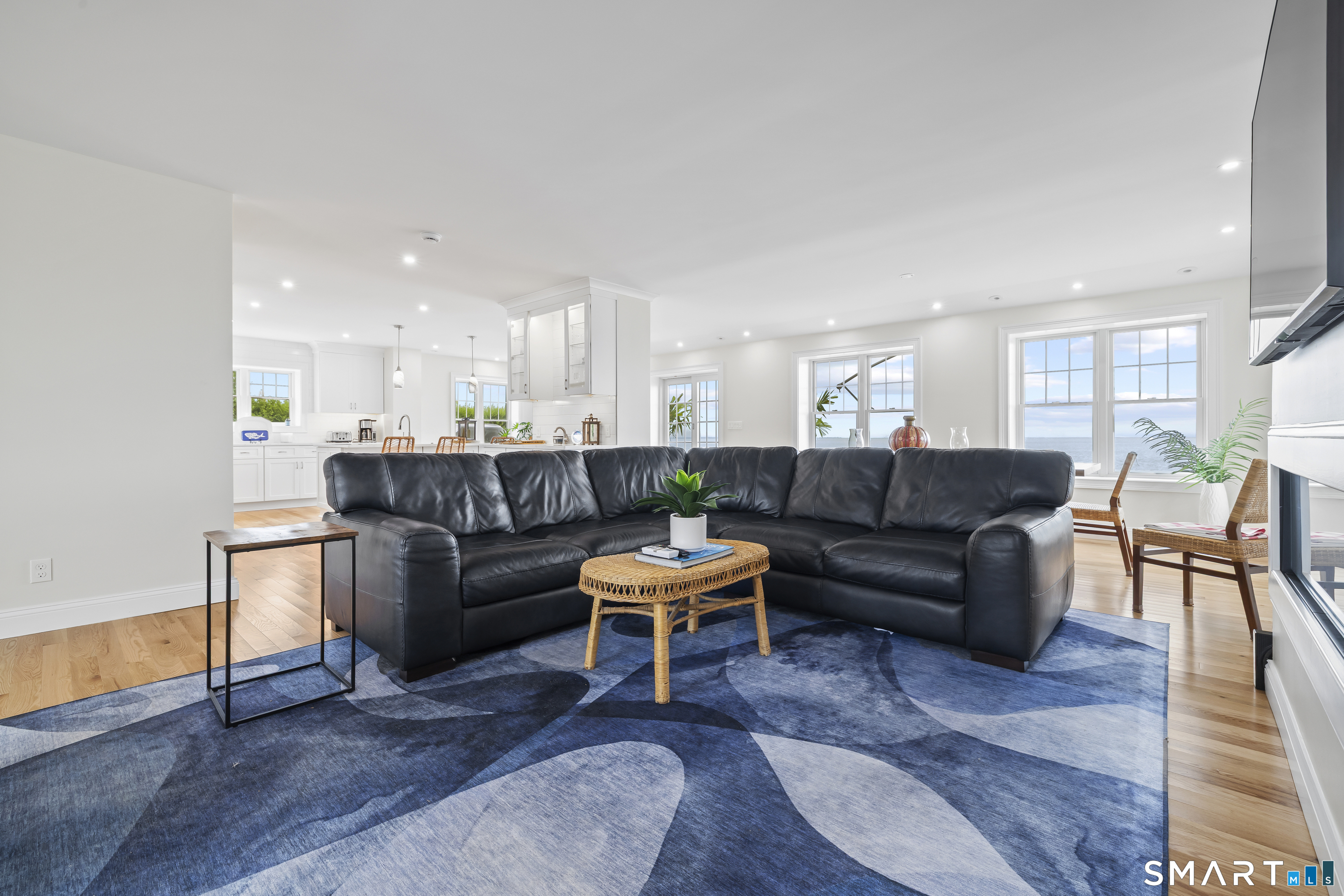 18 Belaire Manor Old Saybrook CT 06475