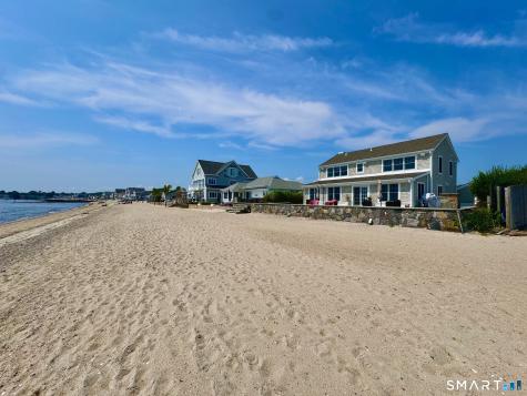 18 Belaire Manor Old Saybrook CT 06475