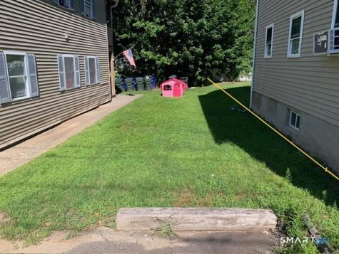 27 North Main Street Thomaston CT 06787