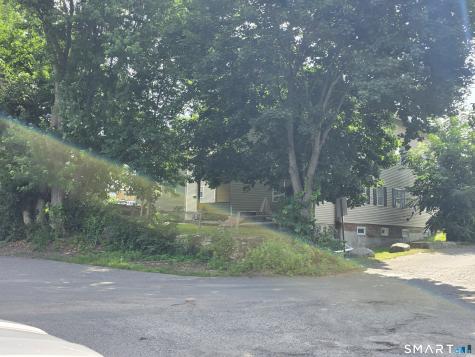 27 North Main Street Thomaston CT 06787
