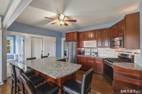 44-46 Perry Hill Road Shelton CT 06484