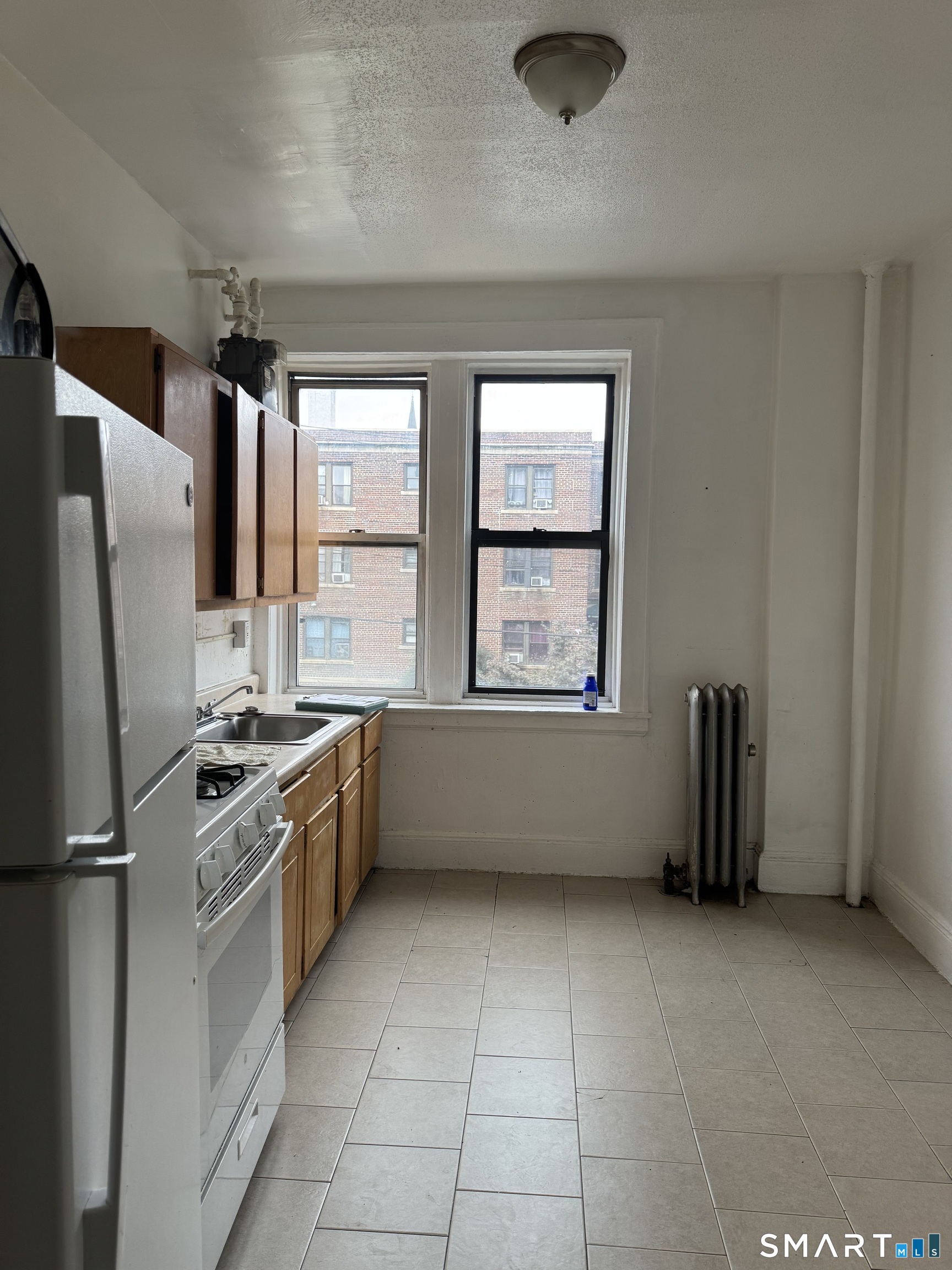 40 Sanford Place Bridgeport CT 06604