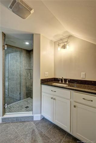 1294 West Street Southington CT 06489