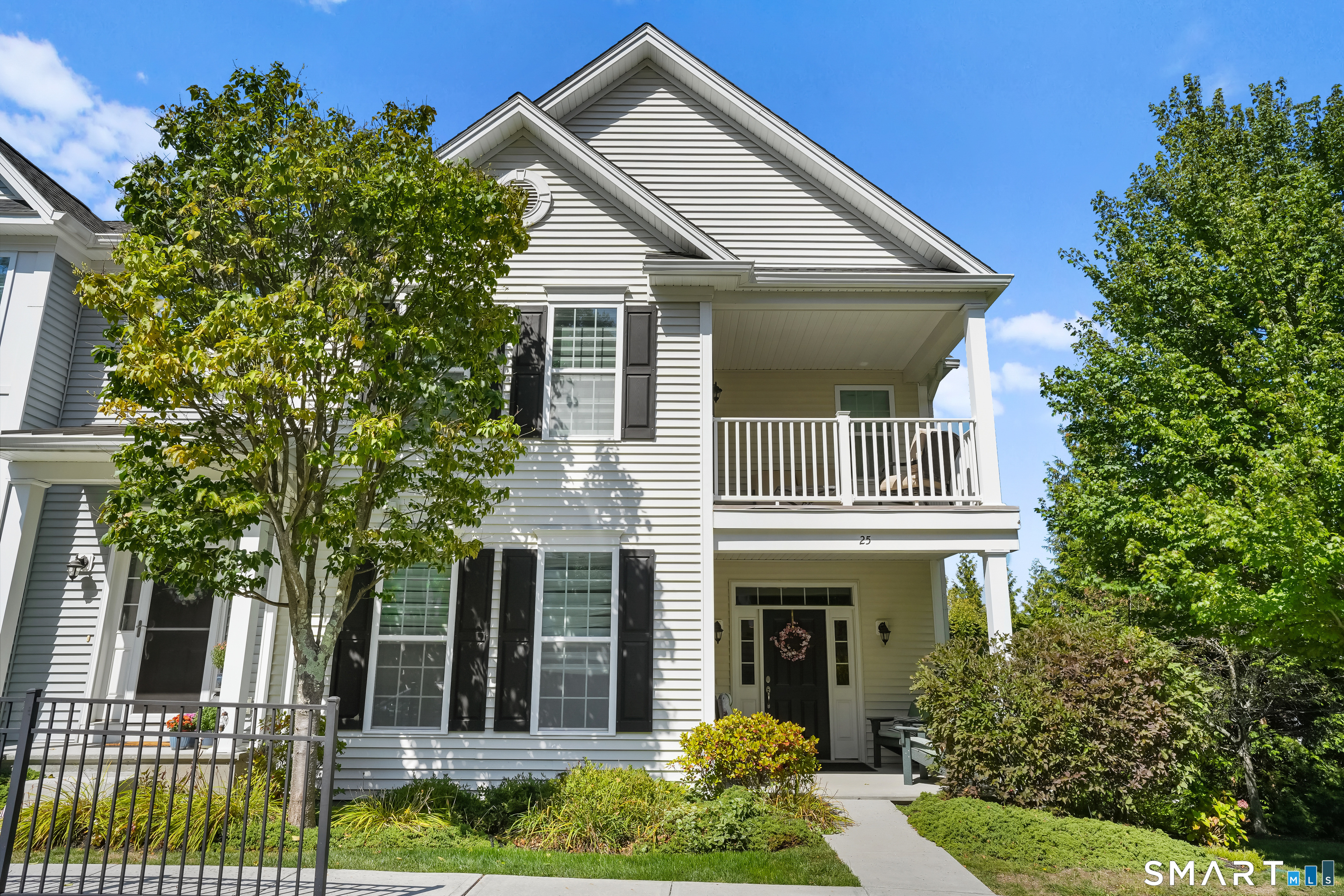 25 Warrington Round Danbury CT 06810