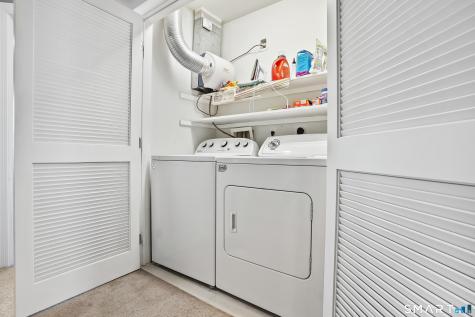 25 Warrington Round Danbury CT 06810