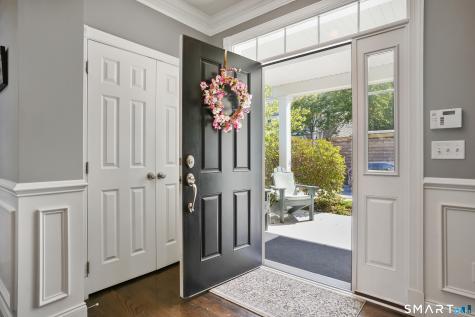25 Warrington Round Danbury CT 06810
