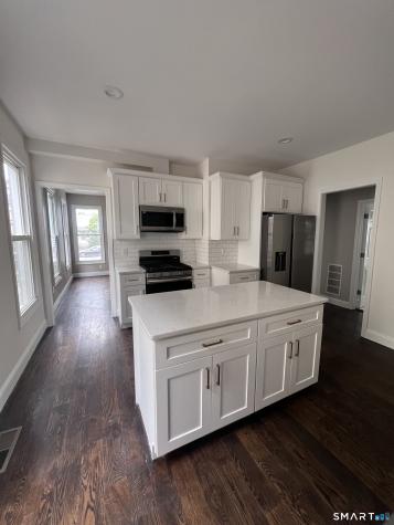 52 Admiral Street New Haven CT 06511
