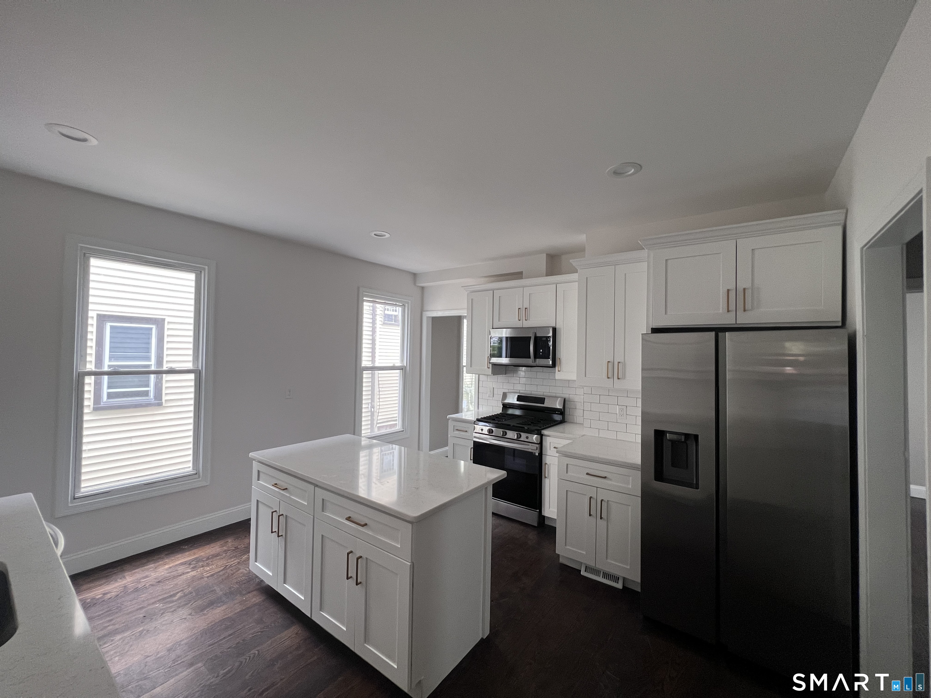 52 Admiral Street New Haven CT 06511