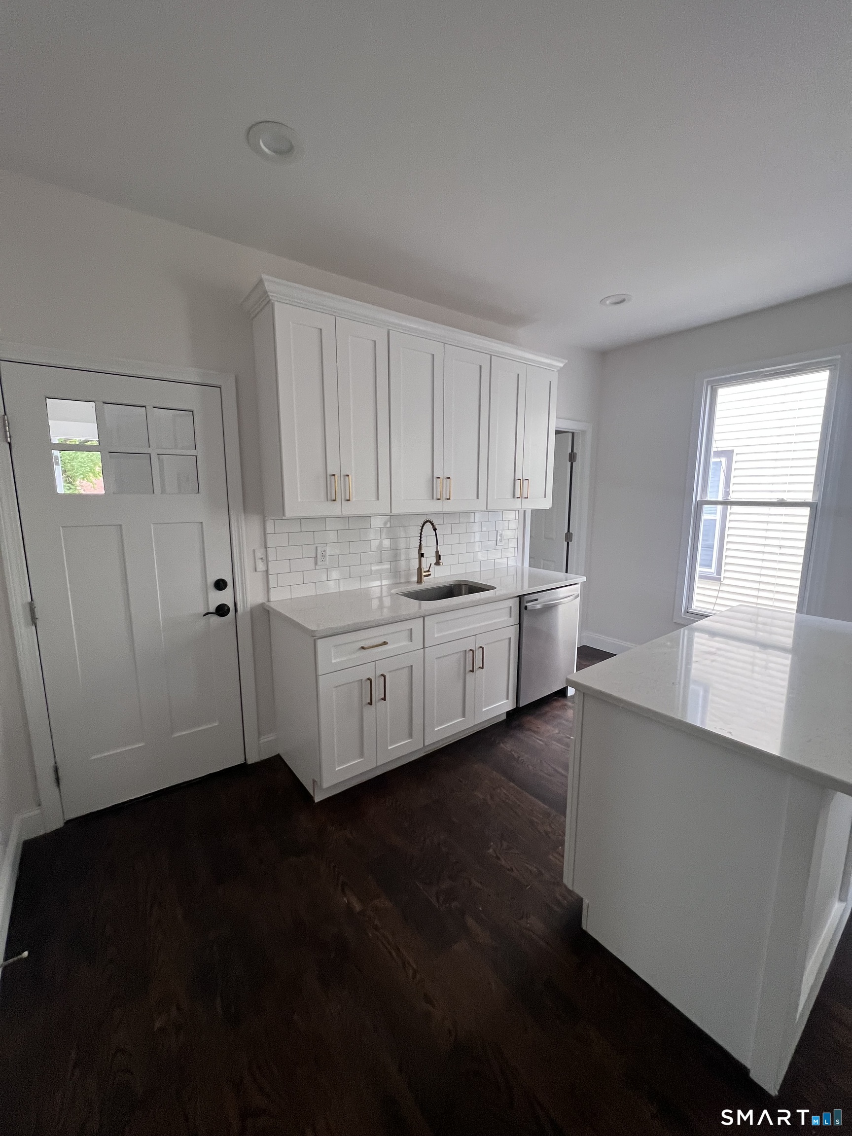 52 Admiral Street New Haven CT 06511