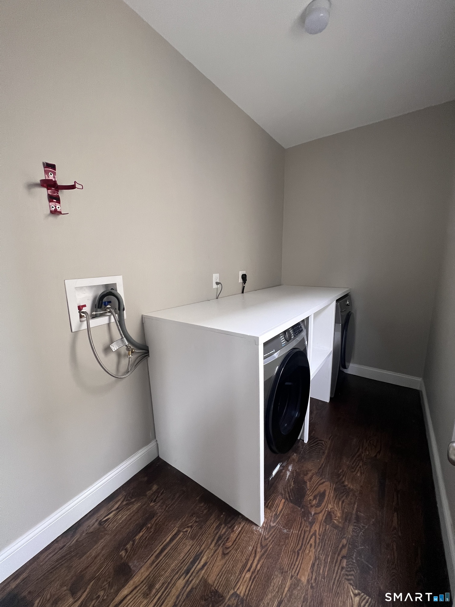 52 Admiral Street New Haven CT 06511