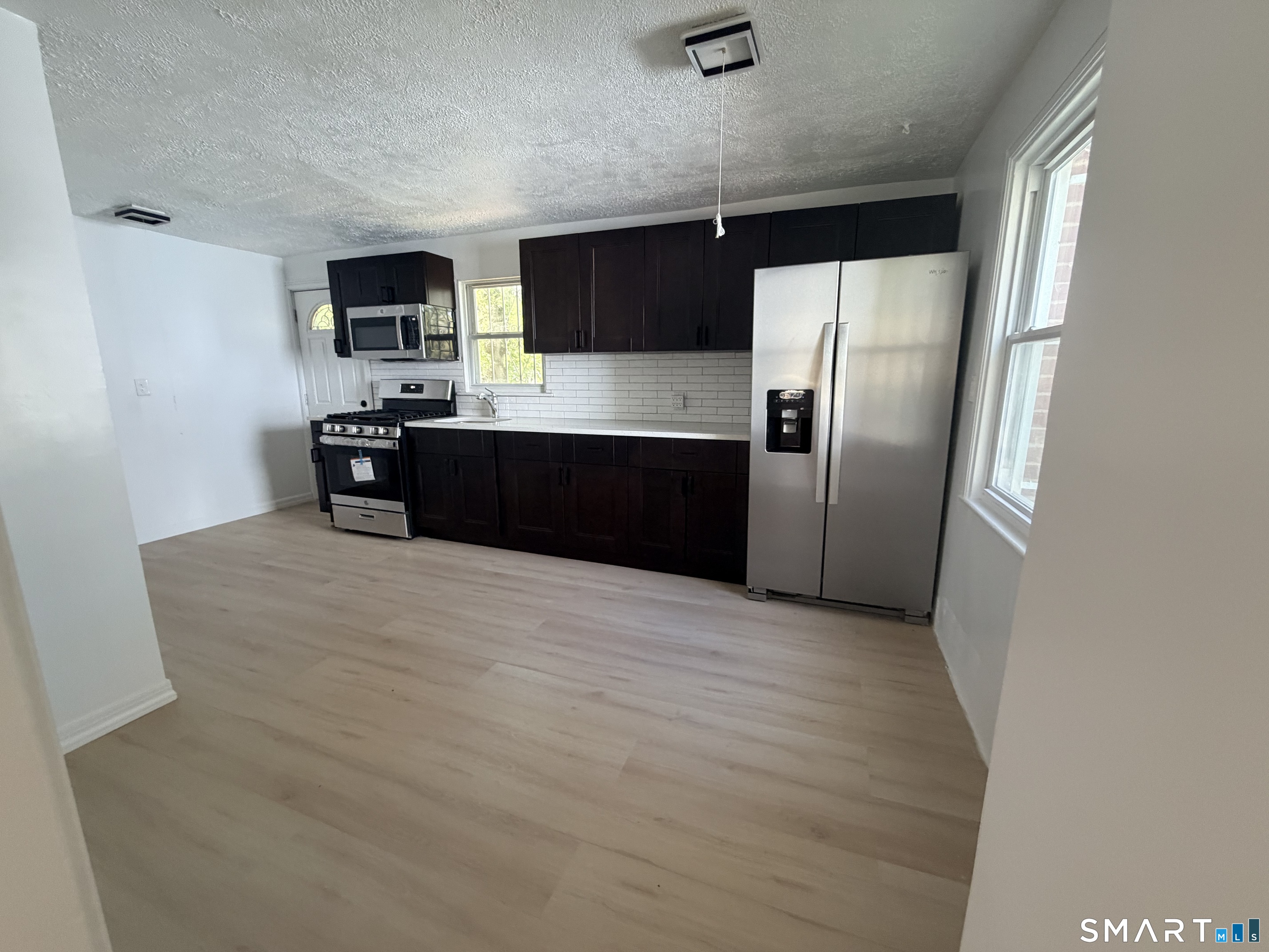 38-38 Baltic Street Hartford CT 06112