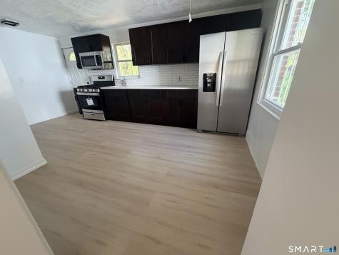 38-38 Baltic Street Hartford CT 06112