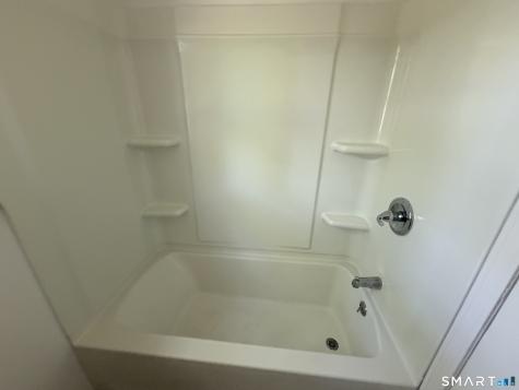 38-38 Baltic Street Hartford CT 06112