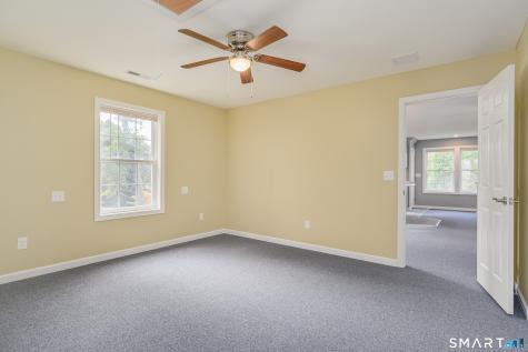 20 Philo Curtis Road Newtown CT 06482