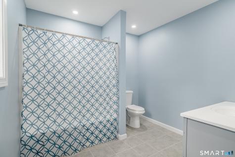 20 Philo Curtis Road Newtown CT 06482
