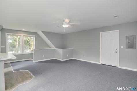20 Philo Curtis Road Newtown CT 06482