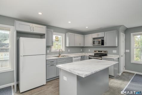 20 Philo Curtis Road Newtown CT 06482