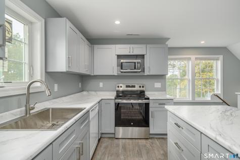20 Philo Curtis Road Newtown CT 06482