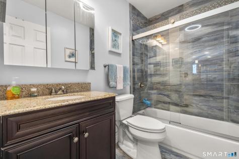 1 Mansfield Grove Road East Haven CT 06512