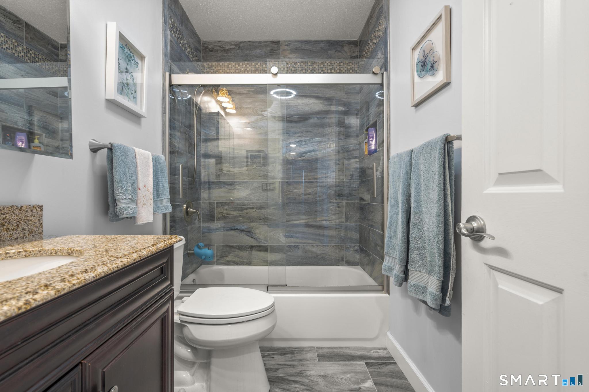 1 Mansfield Grove Road East Haven CT 06512