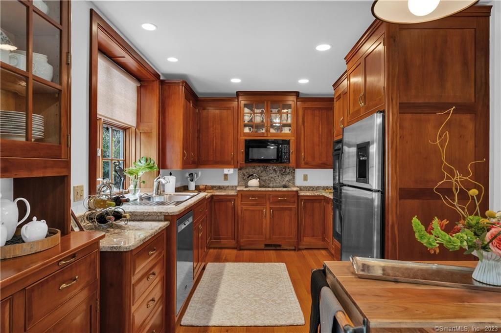 3 School Street Branford CT 06405