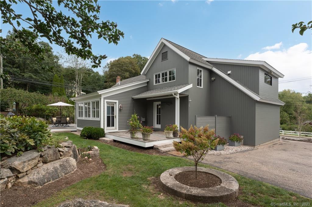 3 School Street Branford CT 06405