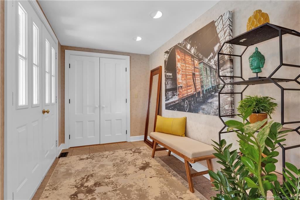 3 School Street Branford CT 06405