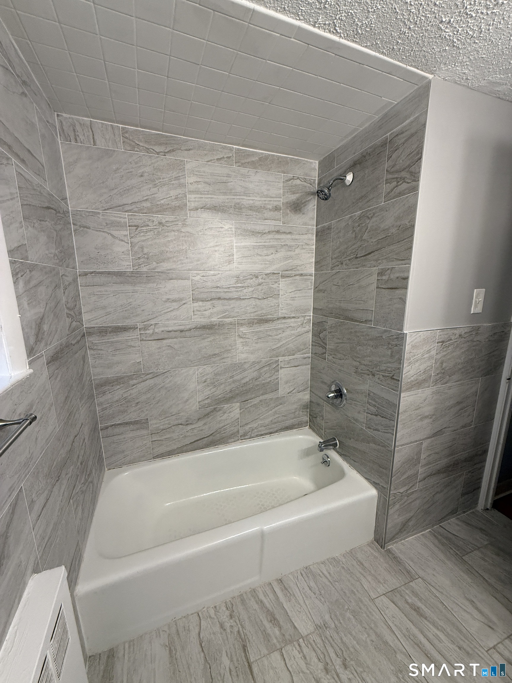 21 Hartford Avenue Newington CT 06111
