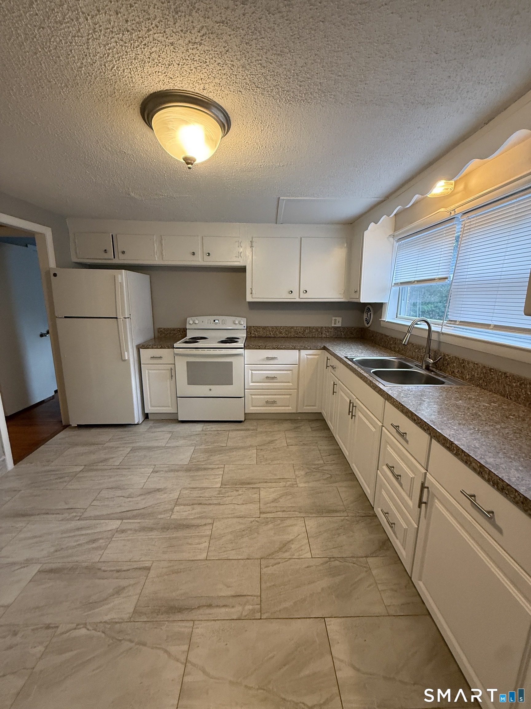 21 Hartford Avenue Newington CT 06111