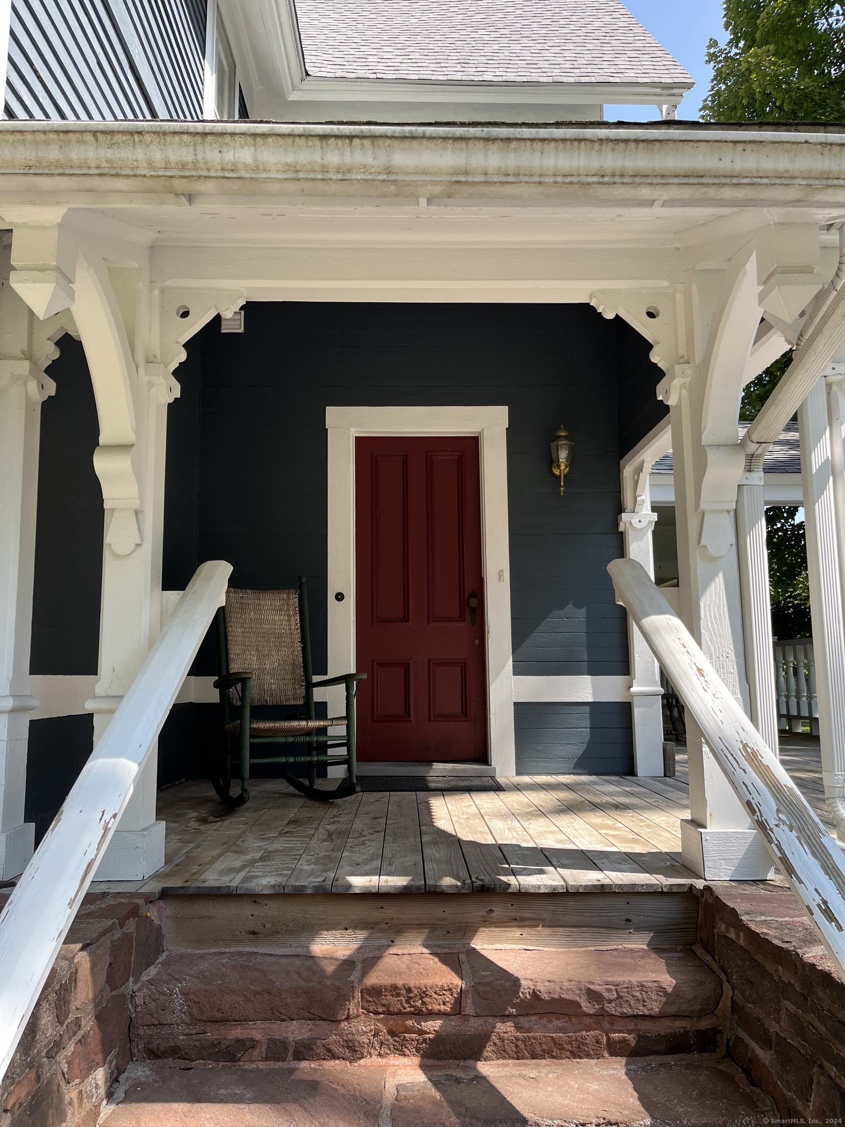 348 Hopmeadow Street Simsbury CT 06089