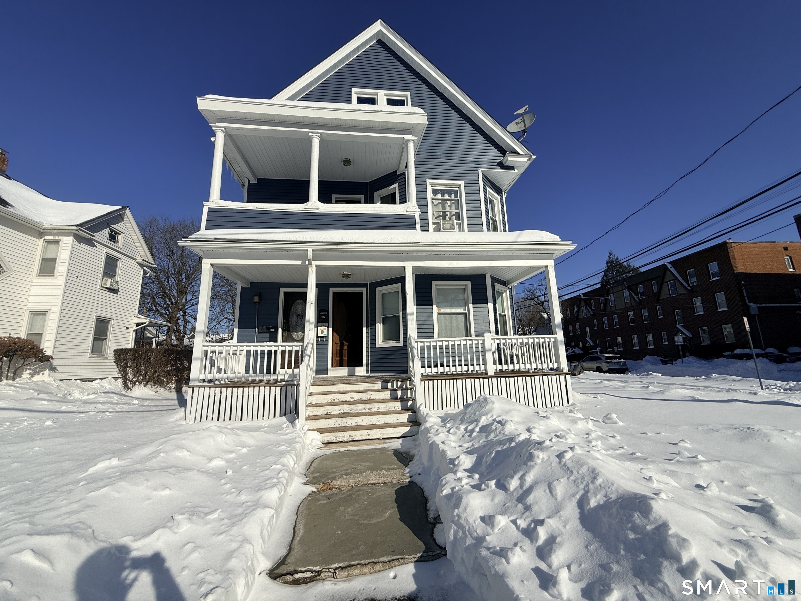 15-17 Beacon Street Hartford CT 06105