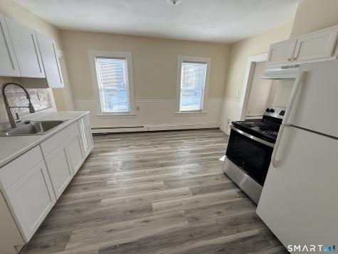 15-17 Beacon Street Hartford CT 06105