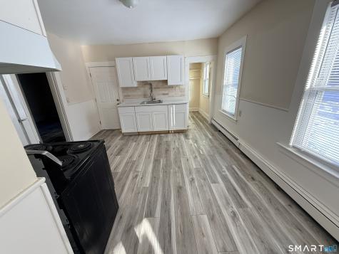 15-17 Beacon Street Hartford CT 06105