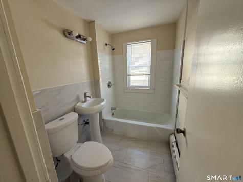 15-17 Beacon Street Hartford CT 06105