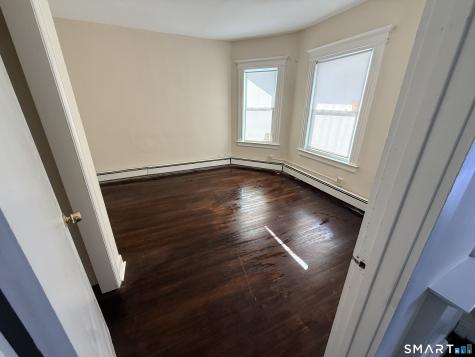 15-17 Beacon Street Hartford CT 06105
