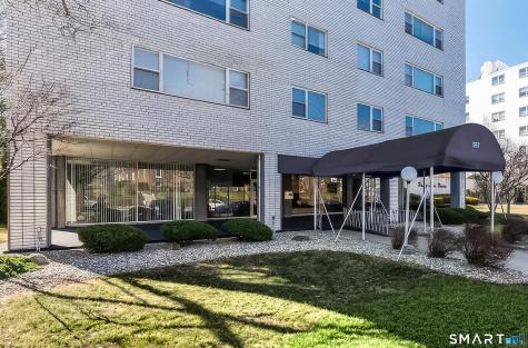 889 Farmington Avenue West Hartford CT 06119