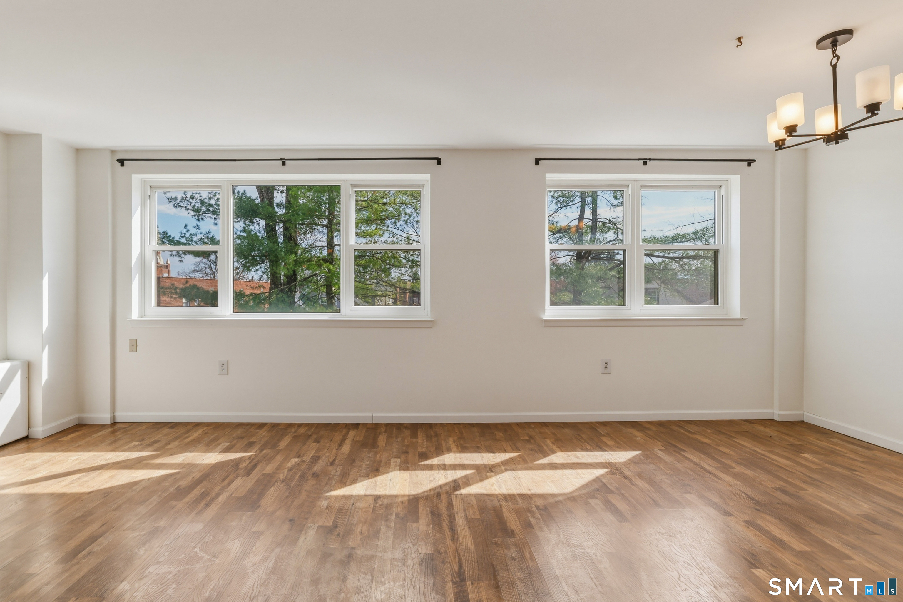 889 Farmington Avenue West Hartford CT 06119