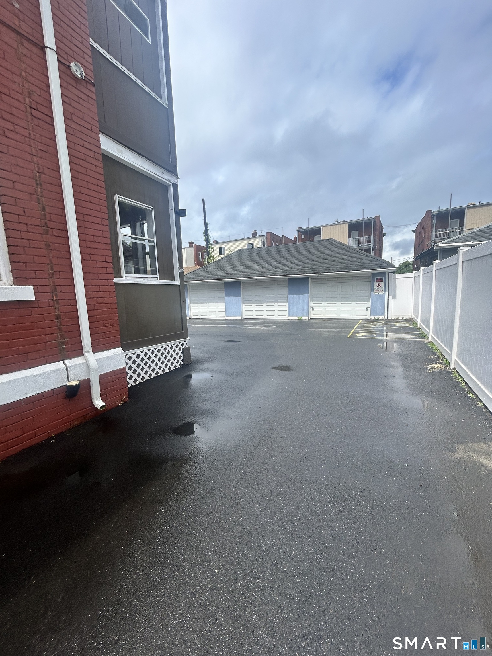 34-36 Barker Street Hartford CT 06114