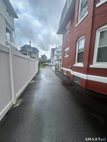 34-36 Barker Street Hartford CT 06114