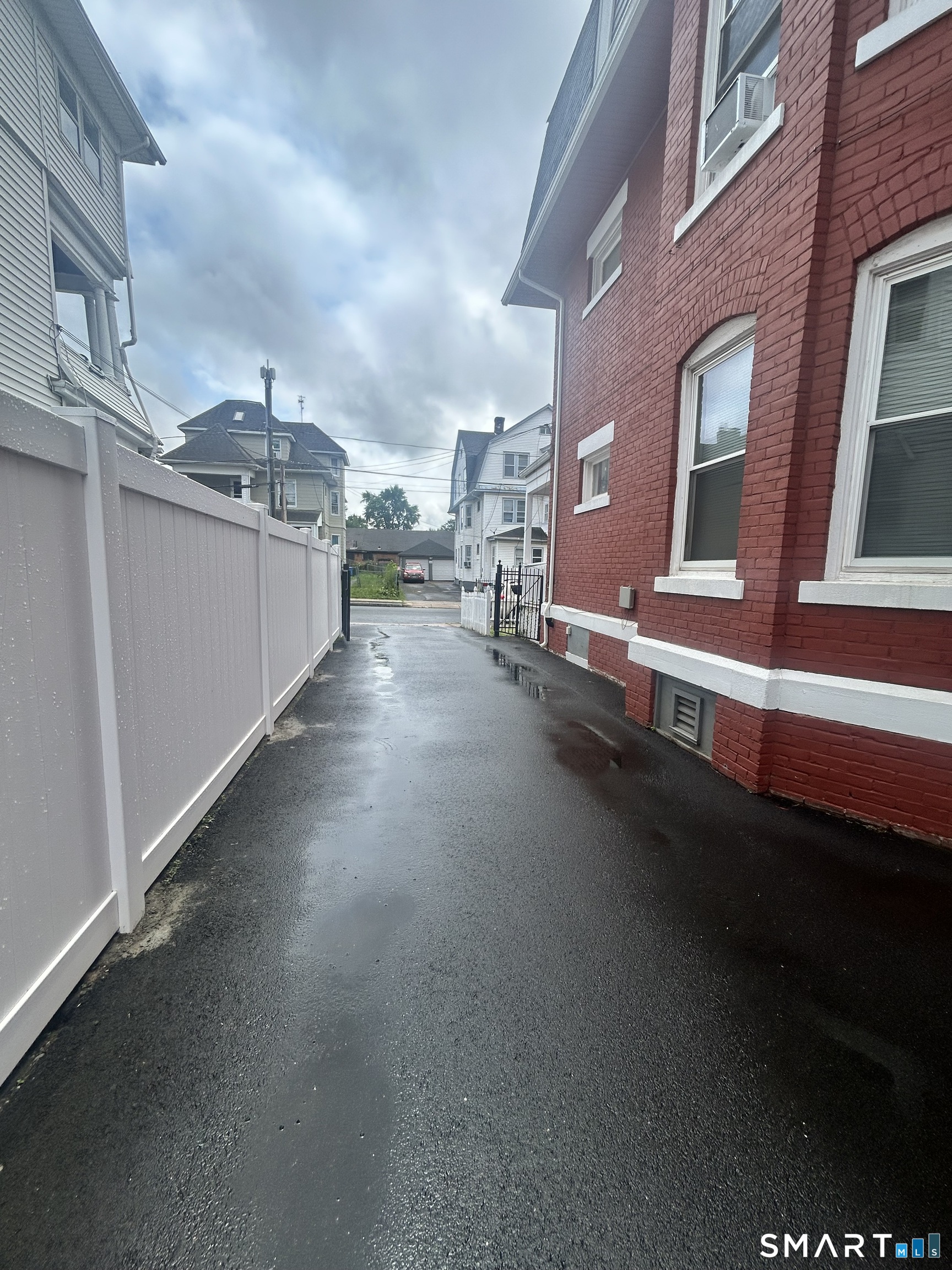 34-36 Barker Street Hartford CT 06114