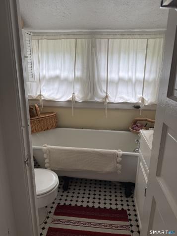 252 B West Norwalk Road Norwalk CT 06850