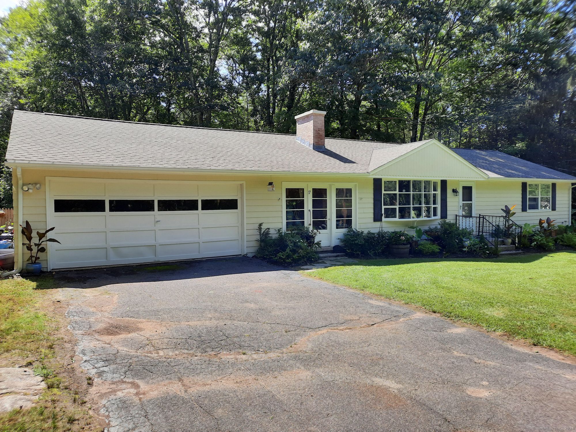 17 Greer Road Burlington CT 06013