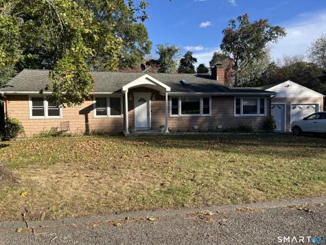 32 Poplar Street Trumbull CT 06611