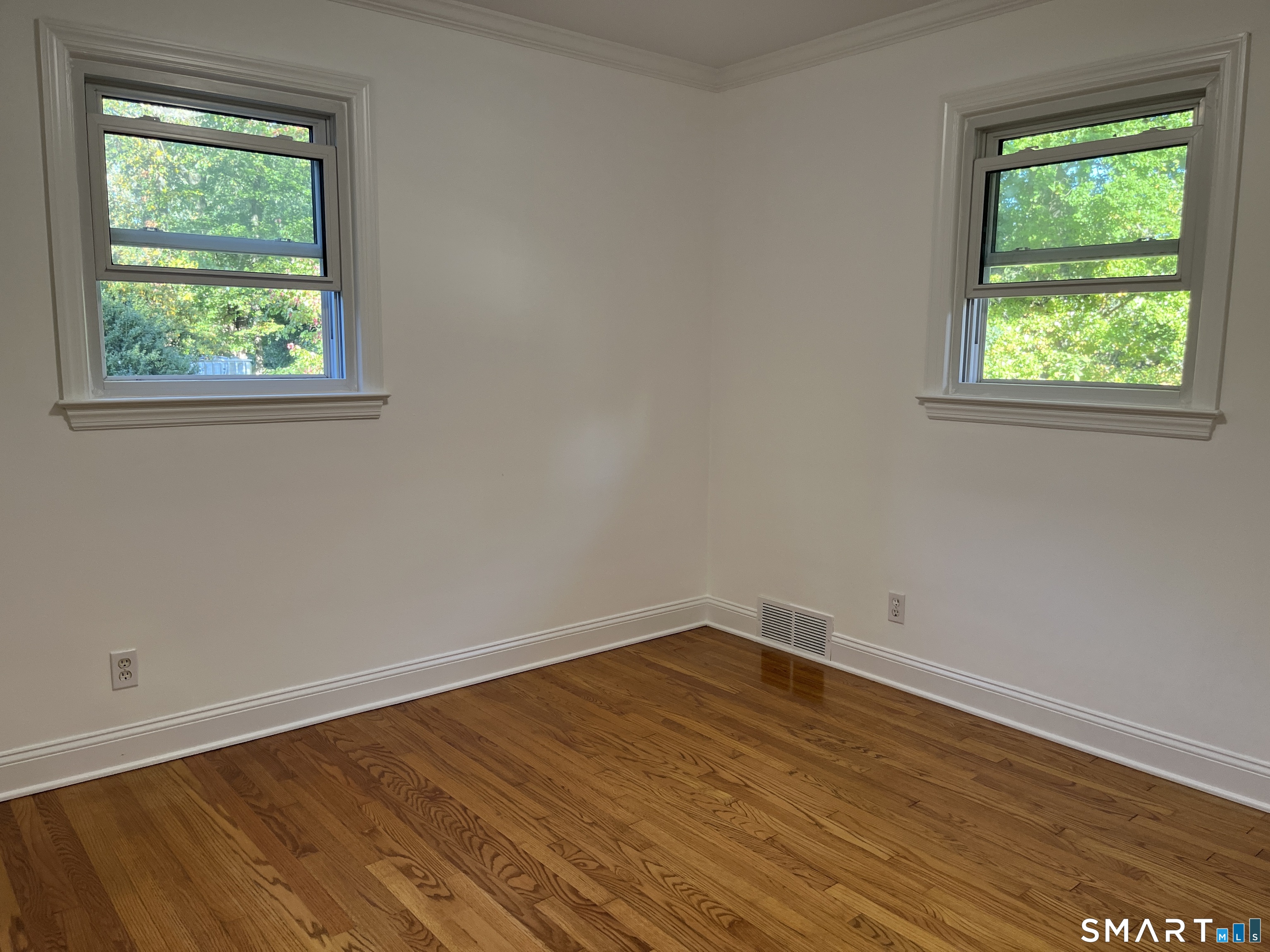 32 Poplar Street Trumbull CT 06611