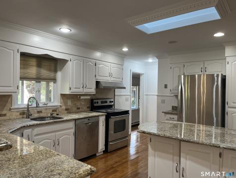 32 Poplar Street Trumbull CT 06611