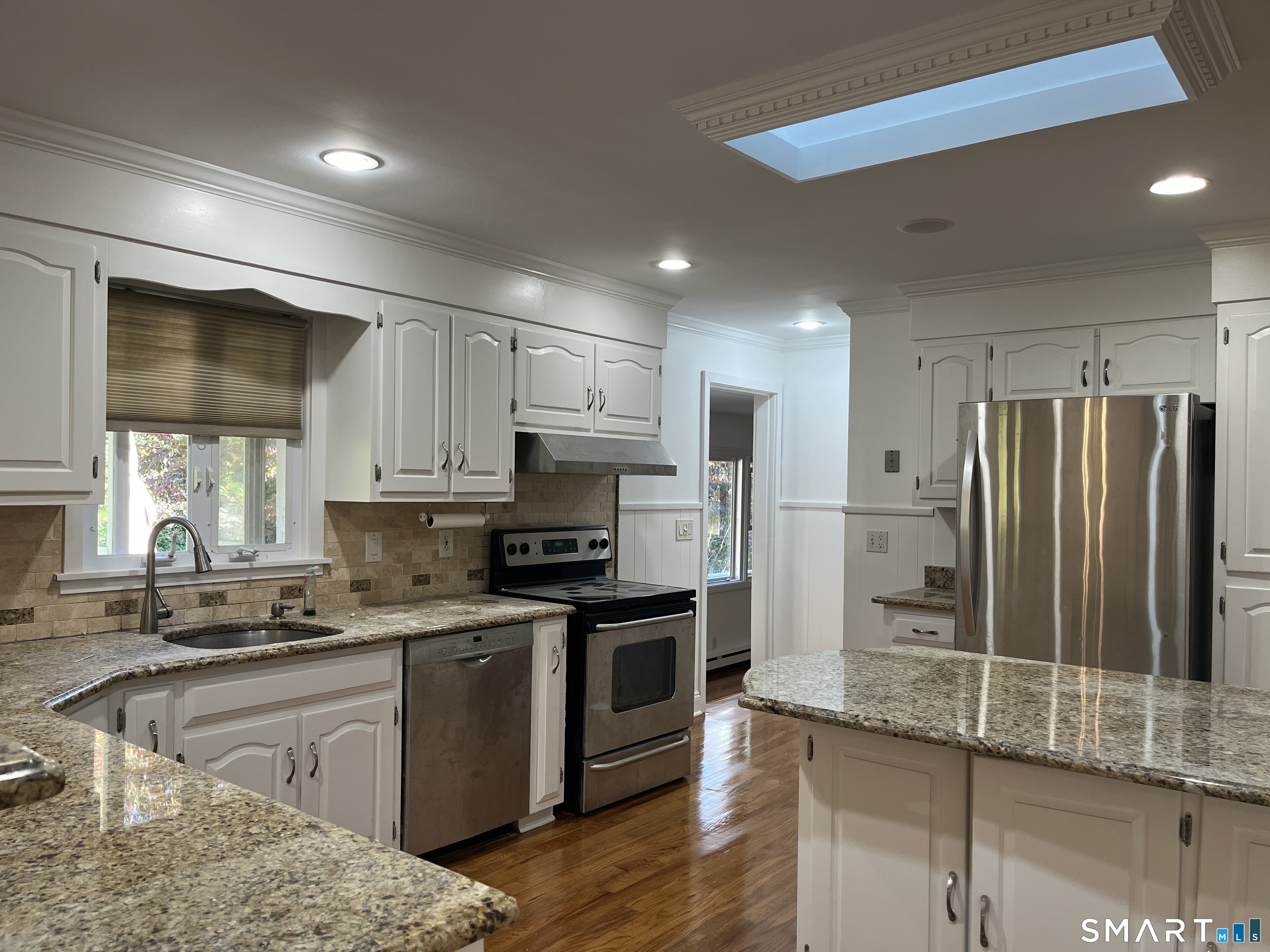 32 Poplar Street Trumbull CT 06611
