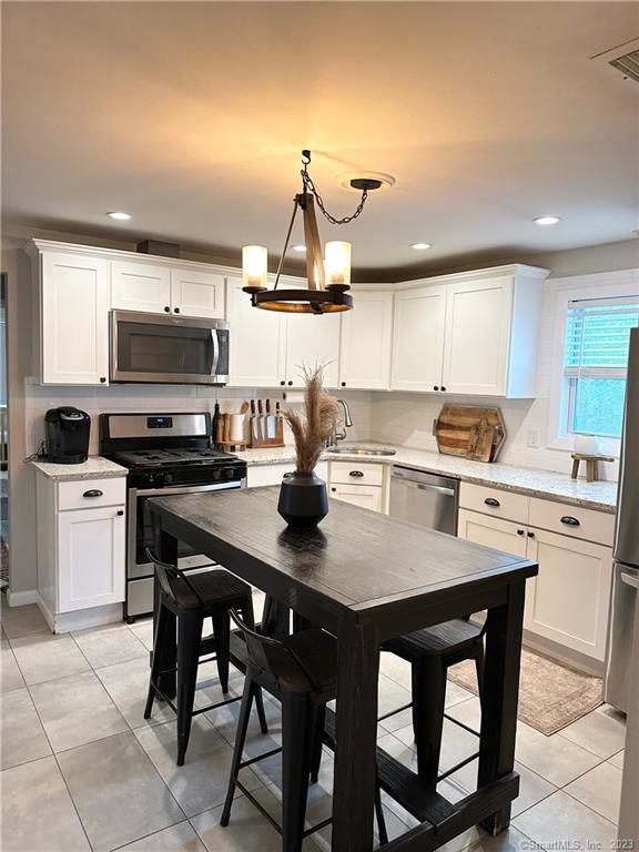 66 Massachusetts Avenue East Haven CT 06512