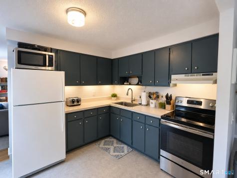 47 Terrace Gardens Wallingford CT 06492