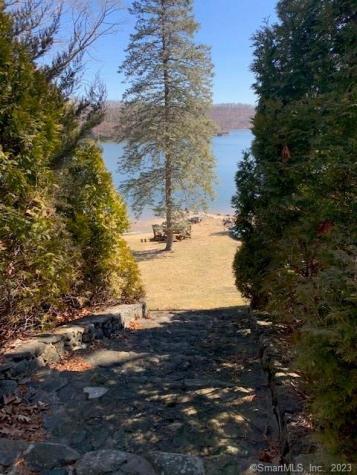 57 Knollcrest Road New Fairfield CT 06812